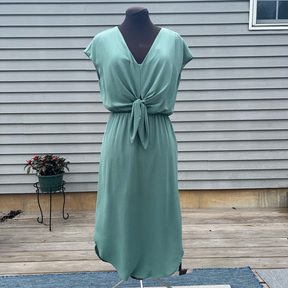 She + Sky Sage midi- length dress